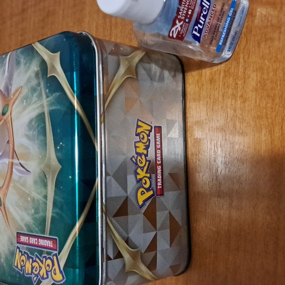 Pokémon Collection - Picture 3 of 7